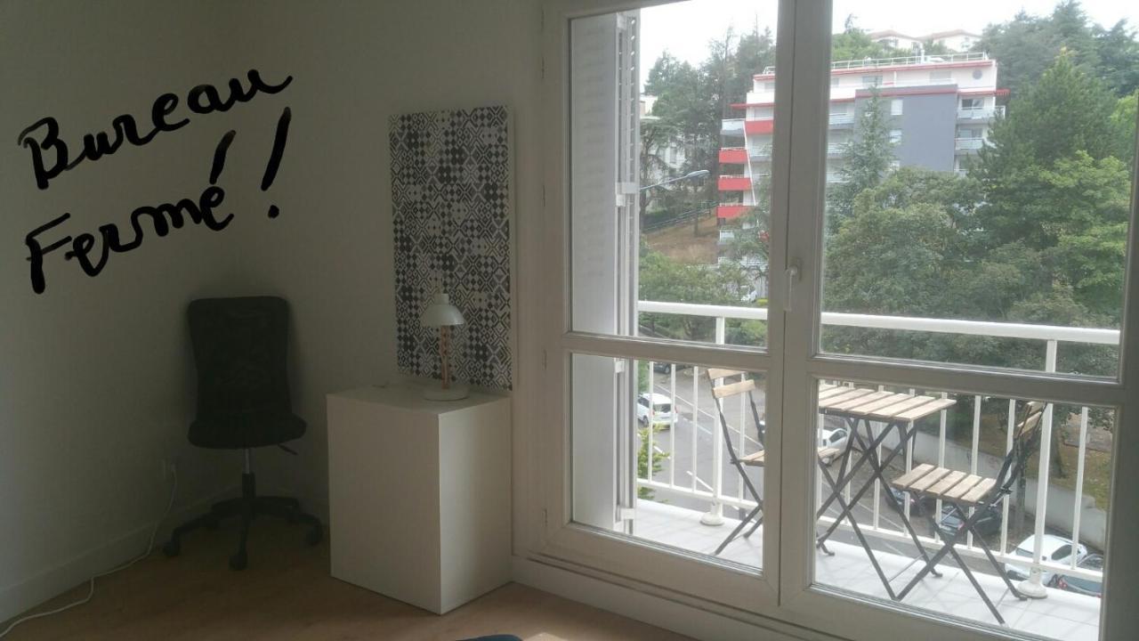 Rond Point Studio Cosy Et Central Avec Balcon Saint-Etienne  Esterno foto